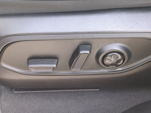 Used 2024 Jeep Grand Cherokee Limited image 22