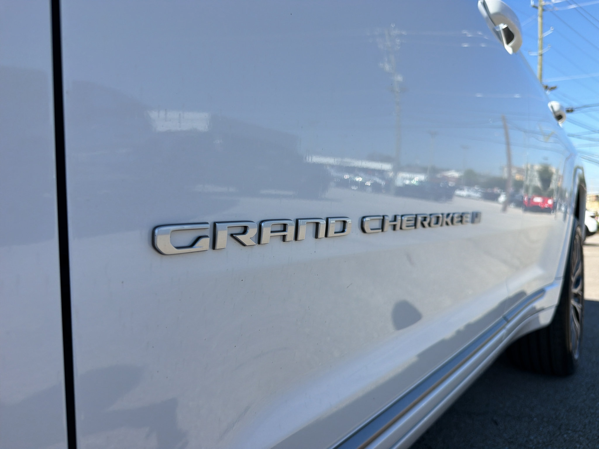 New 2027 Jeep Grand Cherokee Summit AWD/4WD image 12