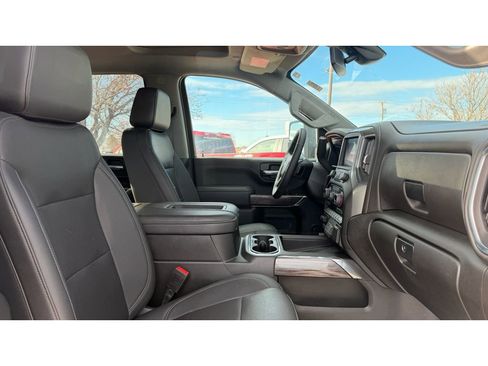 Certified 2022 Chevrolet Silverado 2500 LTZ w/ LTZ Plus Package image 10