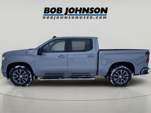 Used 2023 Chevrolet Silverado 1500 RST w/ Z71 Off-Road Package image 4