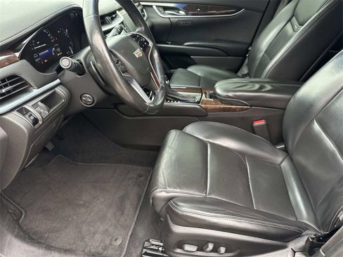 Used 2016 Cadillac XTS Luxury image 12