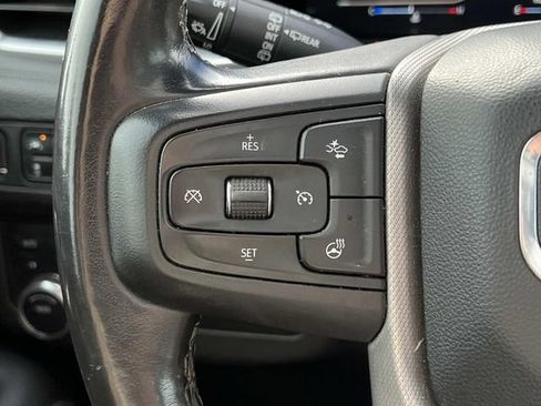 Used 2022 GMC Yukon XL Denali AWD/4WD image 28