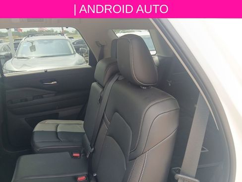 Certified 2023 Nissan Pathfinder SL FWD image 8