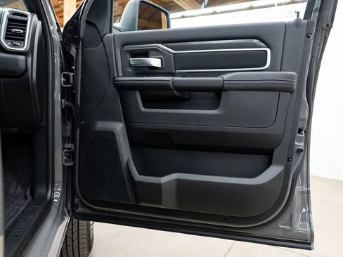 New 2026 RAM 3500 Big Horn AWD/4WD image 29