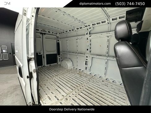 Used 2023 RAM ProMaster 2500 image 33