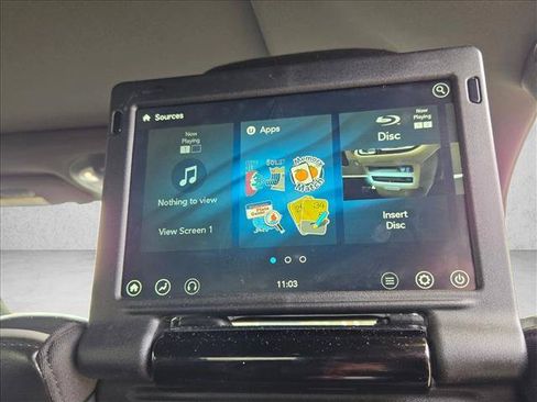 Used 2021 Chrysler Pacifica Limited w/ Uconnect Theater Family Group FWD image 25