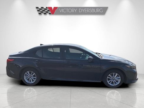 Used 2026 Toyota Camry LE FWD image 9