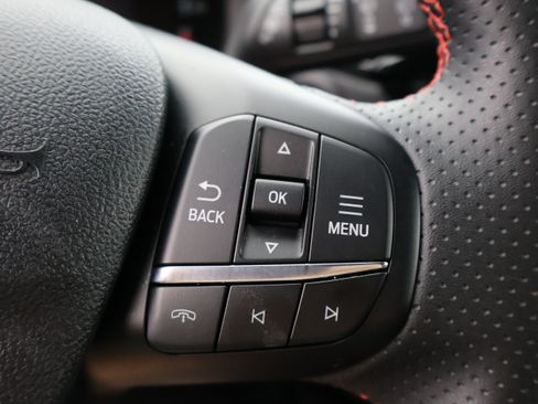 Used 2025 Ford Escape ST-Line AWD/4WD image 28