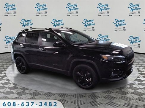 Used 2023 Jeep Cherokee Altitude Lux w/ Lux Elite Package image 3
