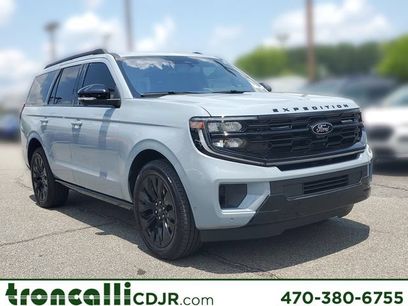 Used 2025 Ford Expedition Platinum w/ Stealth Appearance Package