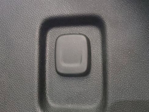 Used 2021 Chevrolet Blazer LT image 7