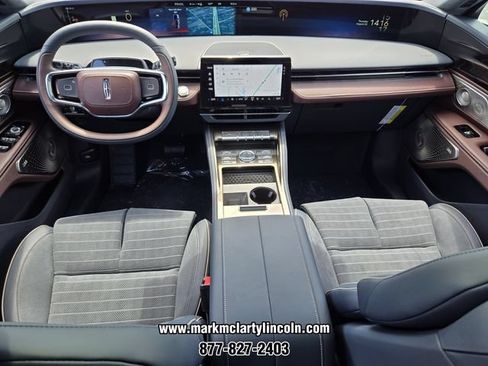 New 2026 Lincoln Nautilus Black Label w/ Jet Appearance Package AWD/4WD image 11