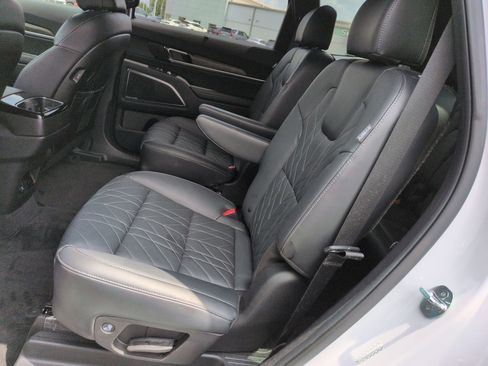 Used 2024 Kia Telluride SX Prestige X-Pro AWD/4WD image 30