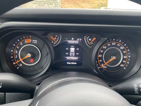 New 2026 Jeep Wrangler Unlimited Sport AWD/4WD image 17