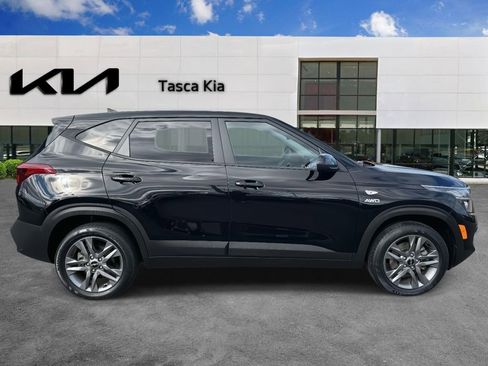 Used 2023 Kia Seltos LX image 4