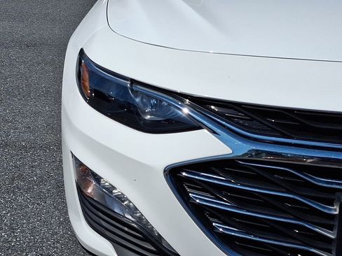 Used 2023 Chevrolet Malibu LT image 10