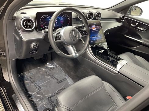 Used 2025 Mercedes-Benz C 300 4MATIC Sedan image 20