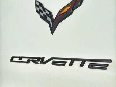 Used 2019 Chevrolet Corvette Stingray Convertible Z51 2LT RWD image 16