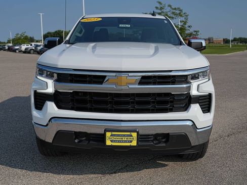 Used 2023 Chevrolet Silverado 1500 LT w/ Protection Package AWD/4WD image 2