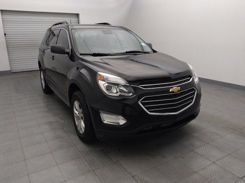 Used 2017 Chevrolet Equinox LT w/ Convenience Package image 14