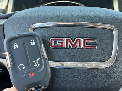Used 2020 GMC Terrain Denali w/ Denali Premium Package AWD/4WD image 56