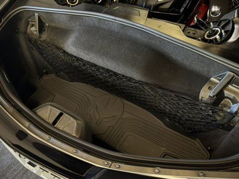 Used 2024 Chevrolet Corvette Stingray Premium Cpe w/ Z51 Performance Package RWD image 35