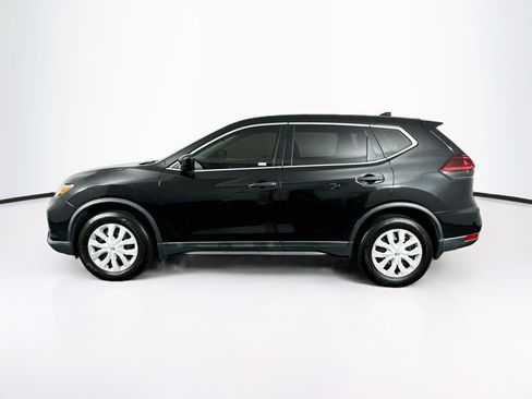Used 2018 Nissan Rogue S AWD/4WD image 4