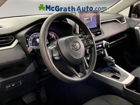 Used 2024 Toyota RAV4 LE AWD/4WD image 17