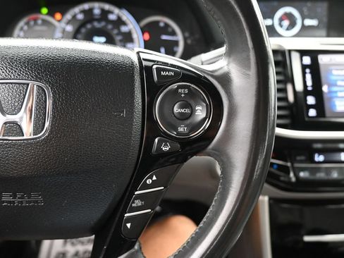 Used 2016 Honda Accord EX-L image 24