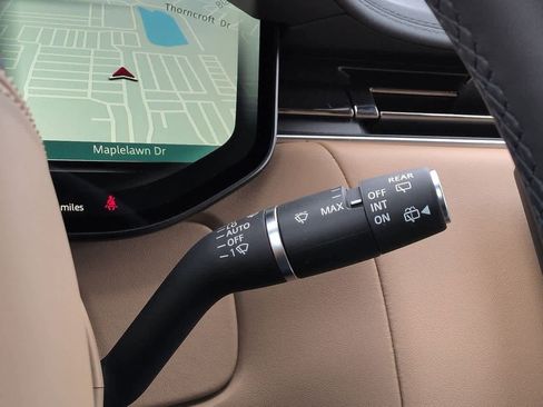 New 2026 Land Rover Range Rover Long Wheelbase SE image 28