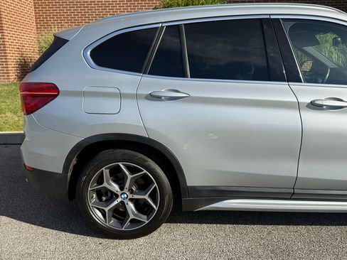 Used 2017 BMW X1 xDrive28i image 18