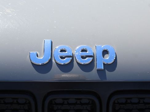 Used 2020 Jeep Renegade Sport AWD/4WD image 13