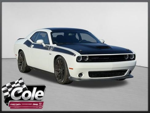 Used 2018 Dodge Challenger T/A image 1