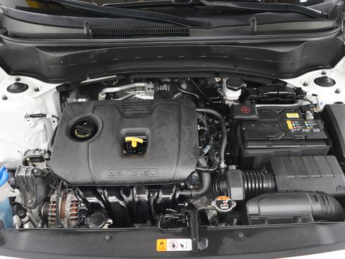 Used 2021 Kia Seltos LX image 29