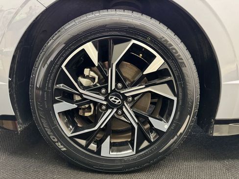 Used 2024 Hyundai Sonata SEL FWD image 11