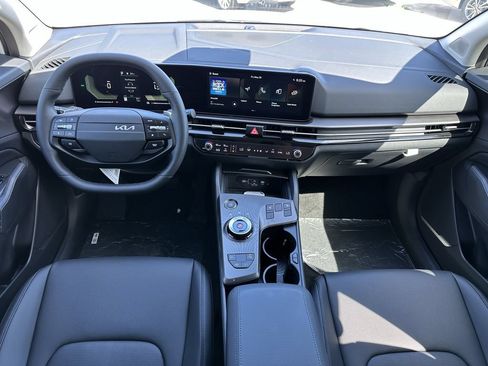 New 2026 Kia Sportage EX AWD/4WD image 9