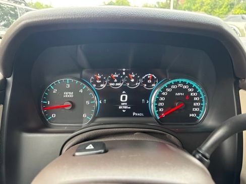 Used 2017 GMC Yukon XL Denali AWD/4WD image 11