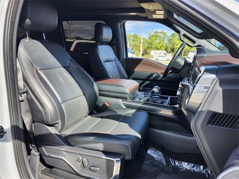 Certified 2022 Ford F150 Lariat w/ Equipment Group 502A High image 17