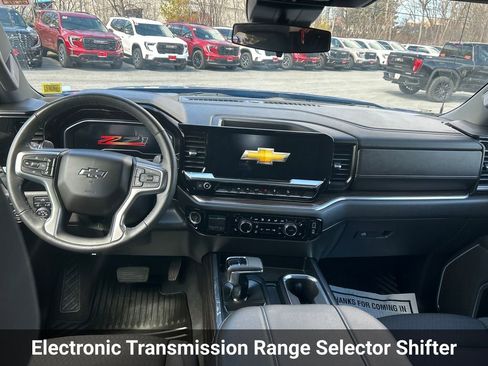 Certified 2023 Chevrolet Silverado 1500 RST w/ Z71 Off-Road Package AWD/4WD image 14
