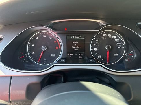 Used 2013 Audi A4 2.0T Prestige w/ Prestige Pkg AWD/4WD image 9