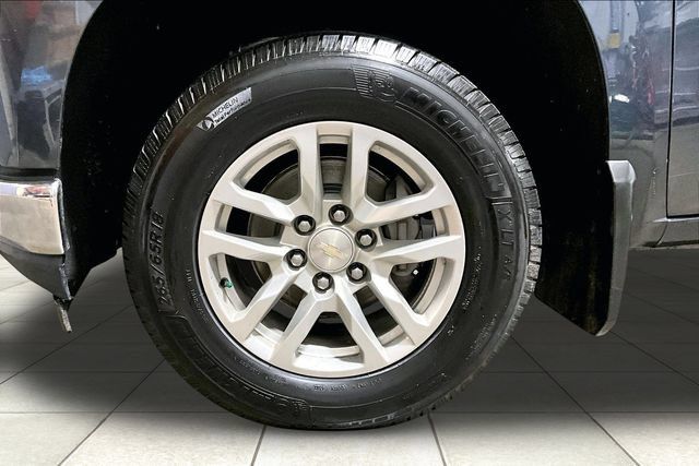 Used 2019 Chevrolet Silverado 1500 LT w/ All-Star Edition AWD/4WD image 10