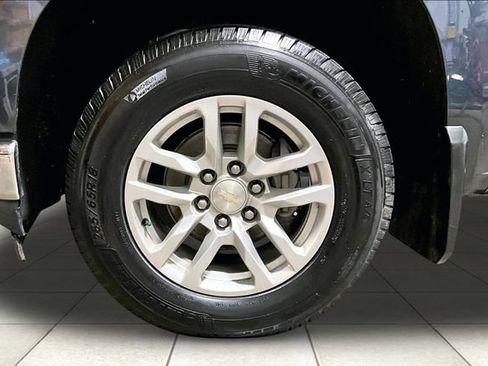 Used 2019 Chevrolet Silverado 1500 LT w/ All-Star Edition AWD/4WD image 10