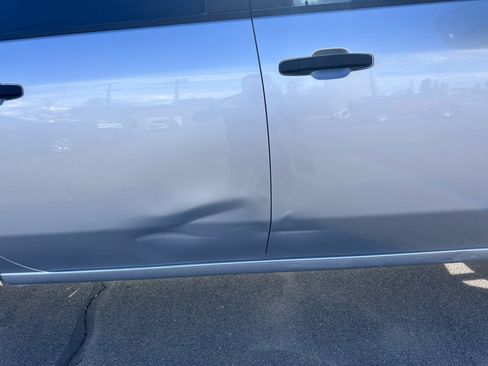 Used 2022 Chevrolet Silverado 2500 Custom w/ Custom Value Package image 8