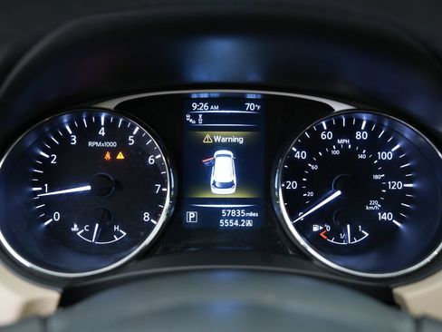 Used 2016 Nissan Rogue SL w/ SL Premium Package FWD image 15