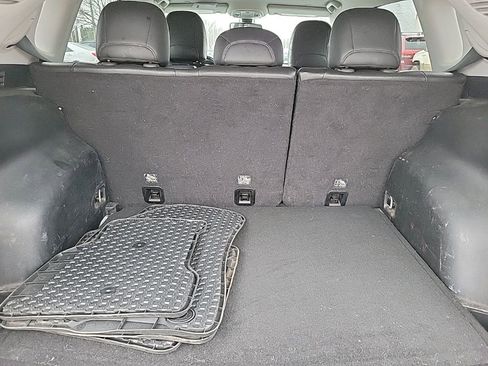 Used 2018 Jeep Compass Latitude w/ Popular Equipment Group image 13