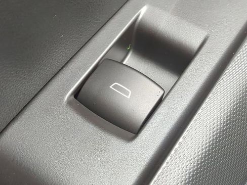 New 2026 GMC Canyon Elevation w/ Convenience Package image 37