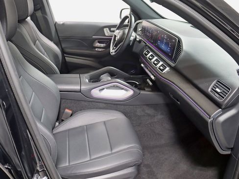 Used 2024 Mercedes-Benz GLE 350 4MATIC w/ AMG Line Exterior image 34