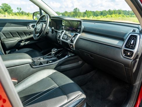 Used 2022 Kia Sorento SX AWD/4WD image 20