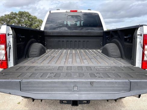Certified 2020 Ford F250 Lariat w/ Lariat Value Package image 37