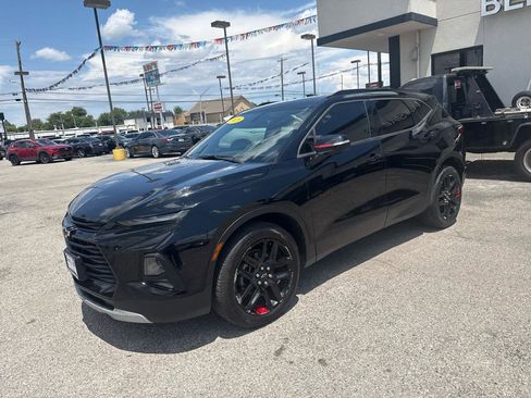 Used 2020 Chevrolet Blazer LT w/ Redline Edition FWD image 2